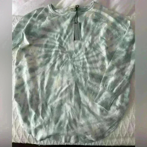 BlankNYC Tie-Dye Long Sleeve Crewneck - Picture 3 of 4